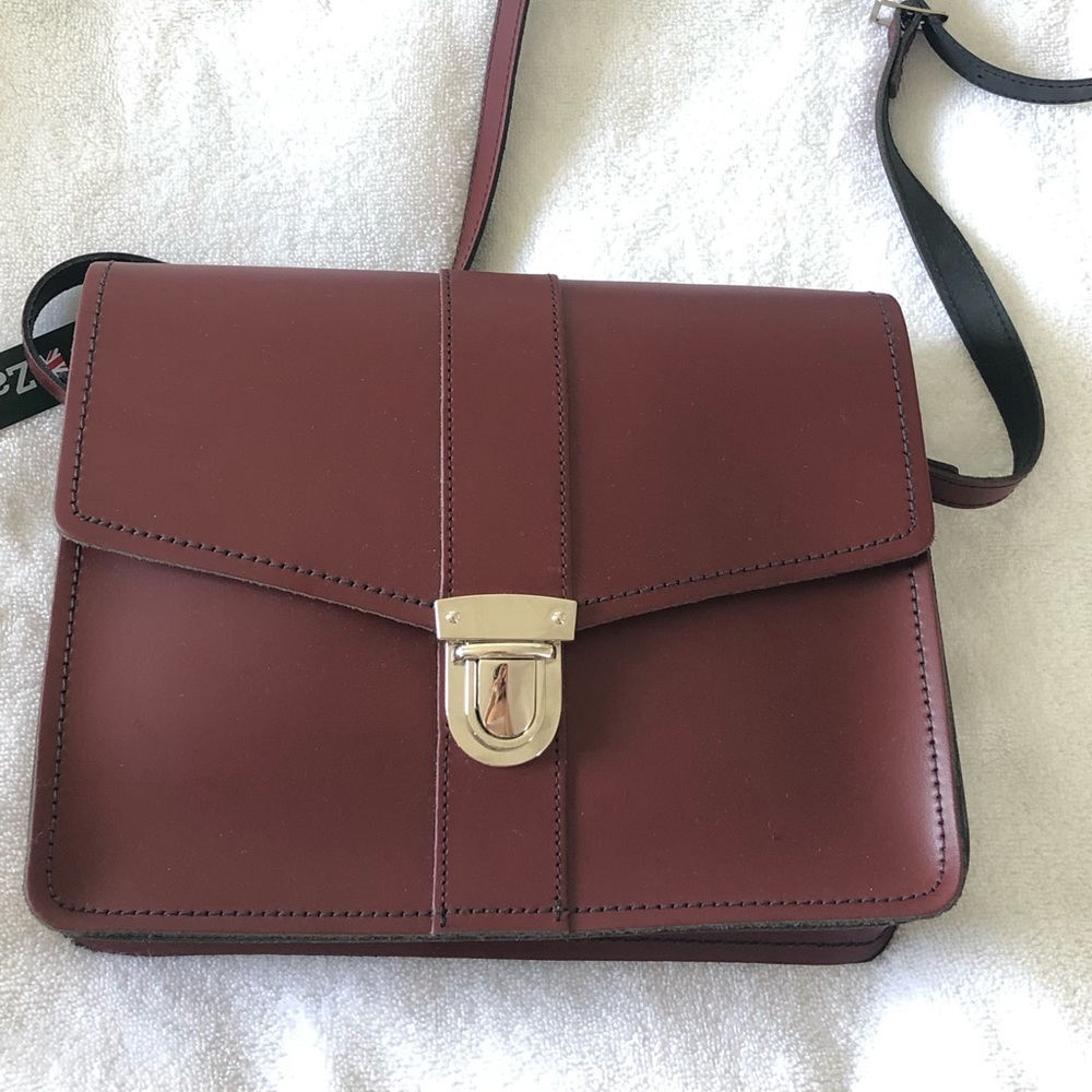 Marsala red leather shoulder bag